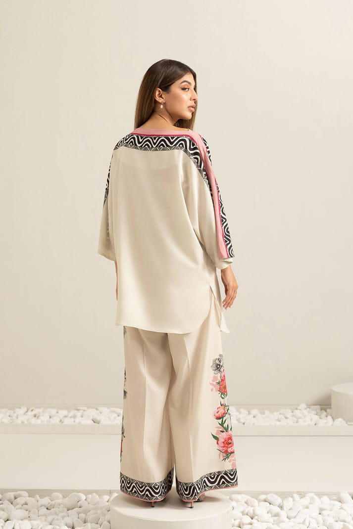 NAQSH – Elegant Cream Floral 2-Piece Suit
