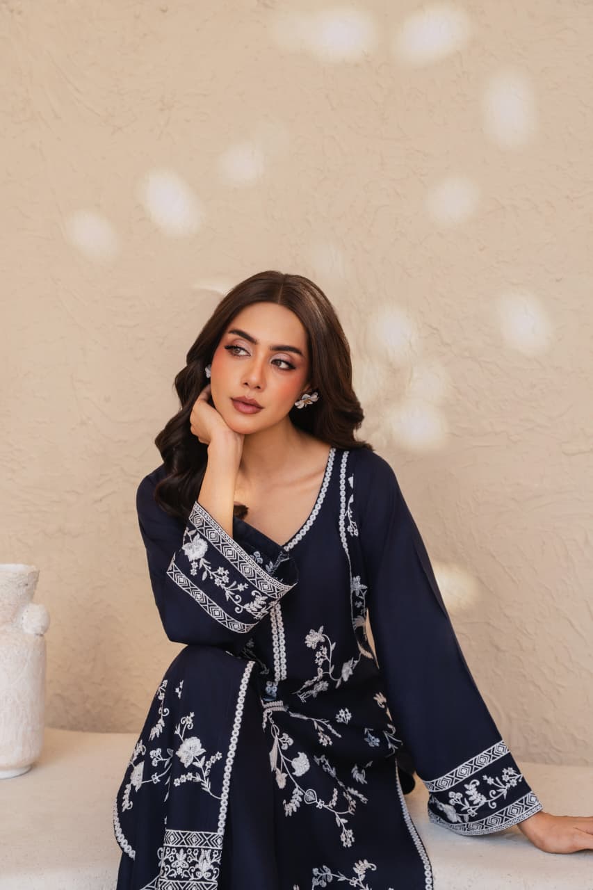 NEELZAAR EMBROIDERY 2PC