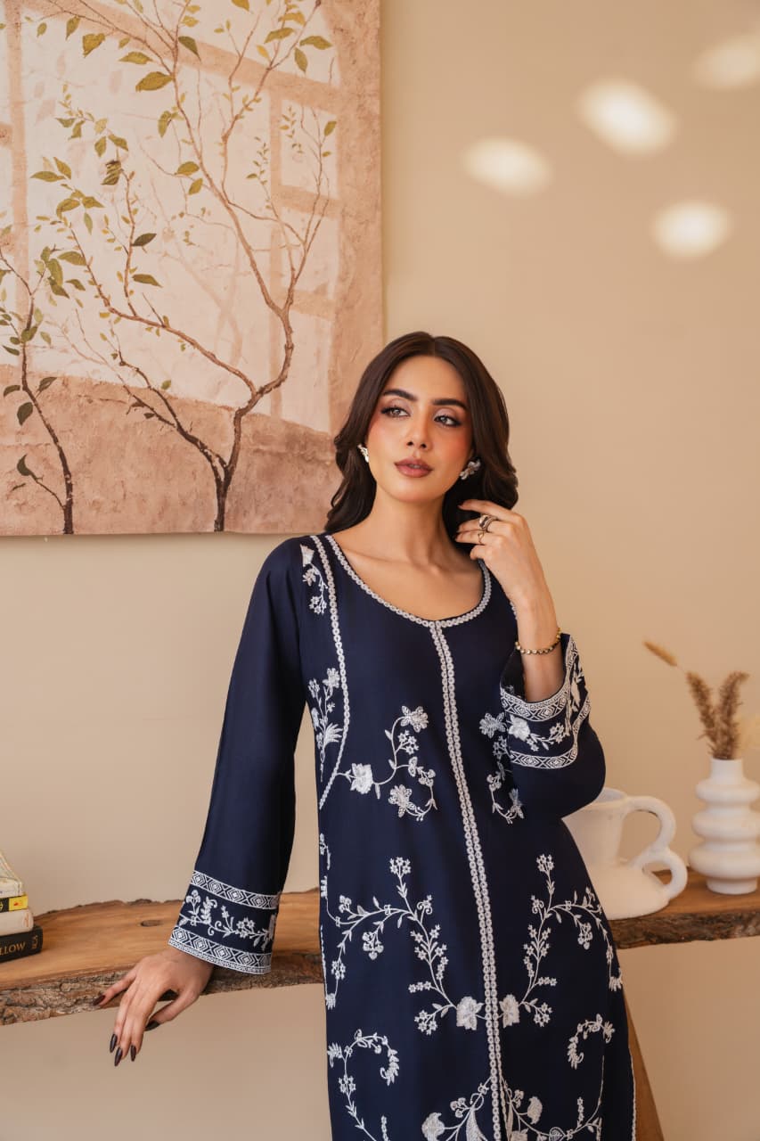 NEELZAAR EMBROIDERY 2PC